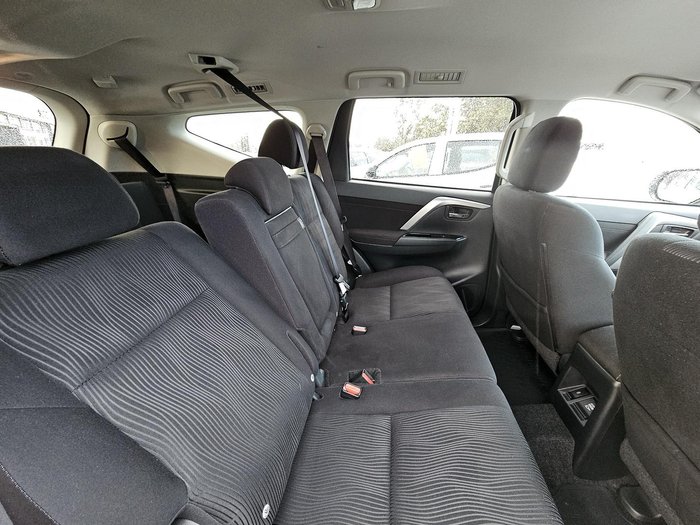 2024 Mitsubishi Pajero Sport GLS