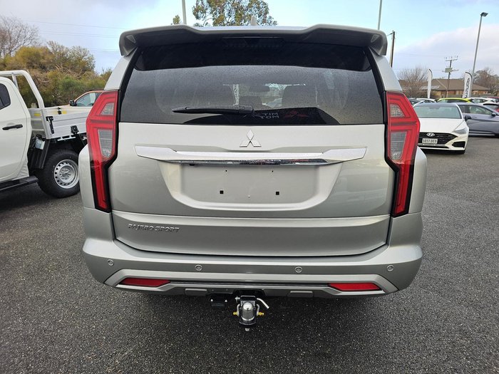 2024 Mitsubishi Pajero Sport GLS