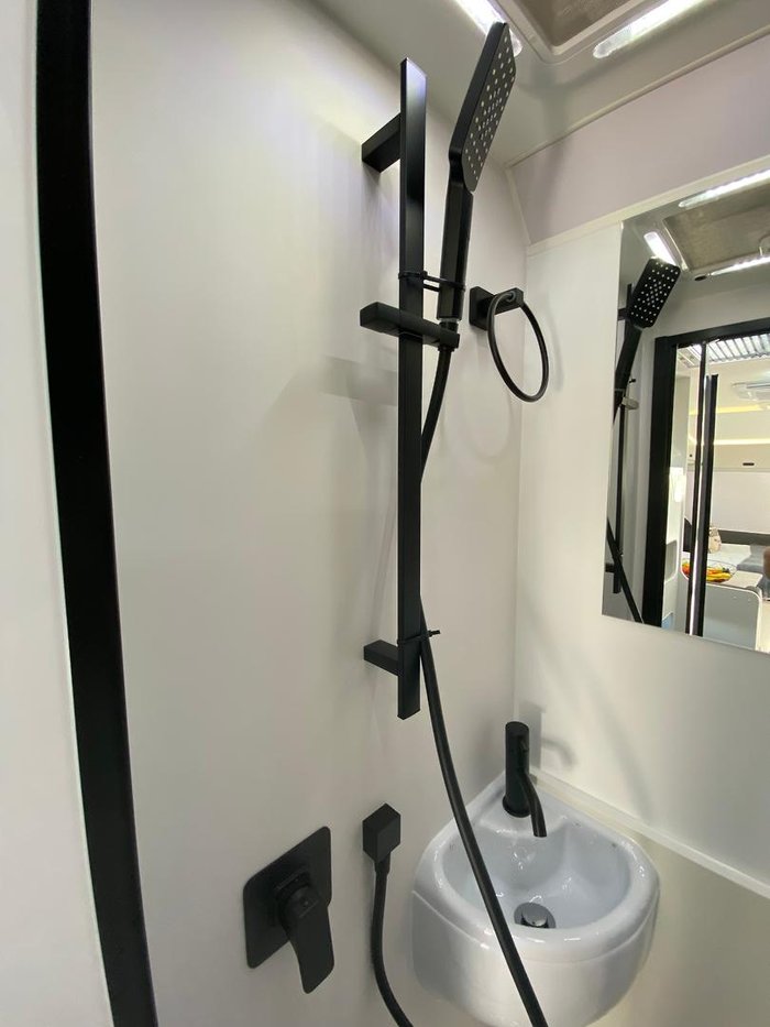 2025 JB Caravans Gator X 18Ft Family Full Offroad