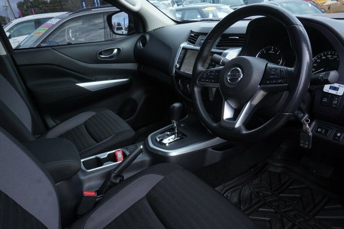 2021 Nissan Navara ST