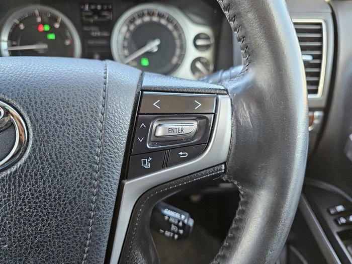 2017 Toyota Landcruiser VX VDJ200R 4X4 Dual Range Crystal Pearl