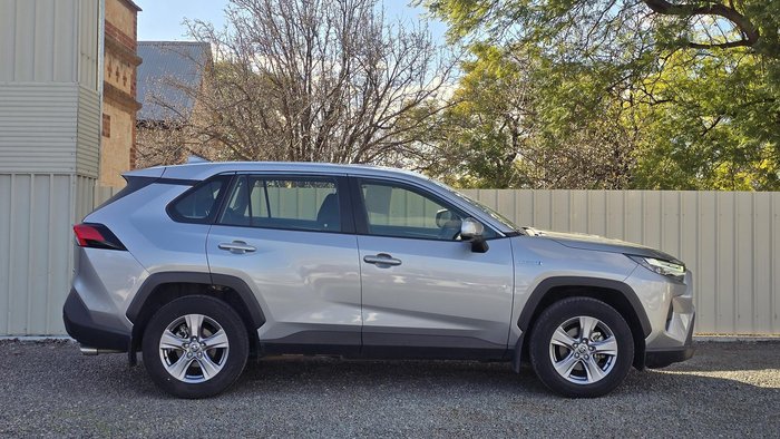 2022 Toyota RAV4 GX