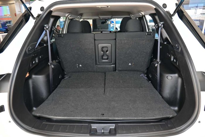 2024 Mitsubishi Outlander ES