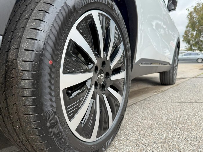 2025 Chery Tiggo 8 Super Hybrid Ultimate