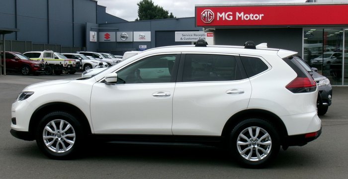 2021 Nissan X-TRAIL ST