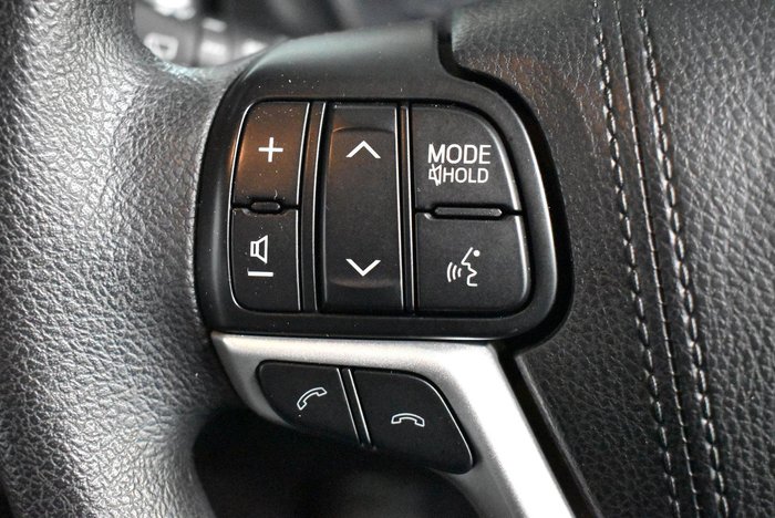2017 Toyota Kluger GX