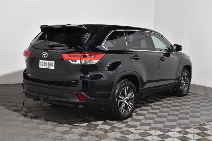 2017 Toyota Kluger GX