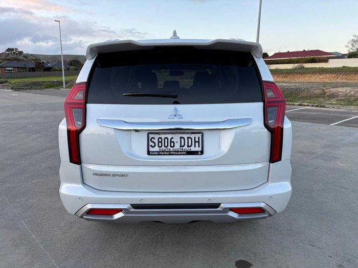 2024 Mitsubishi Pajero Sport Exceed