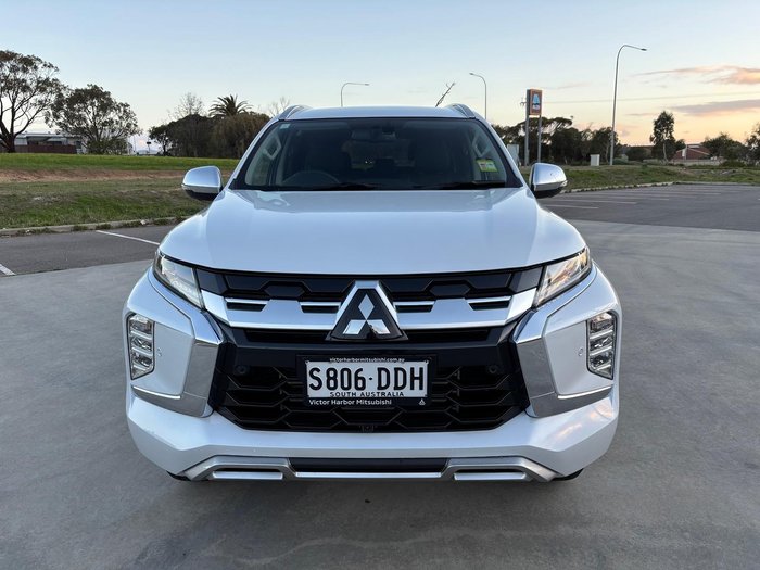 2024 Mitsubishi Pajero Sport Exceed