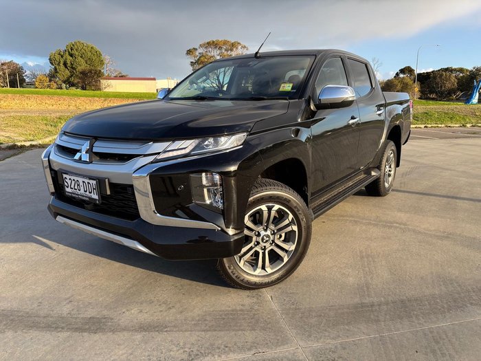 2023 Mitsubishi Triton GLS