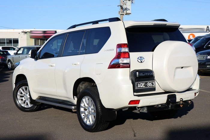 2017 Toyota Landcruiser Prado VX