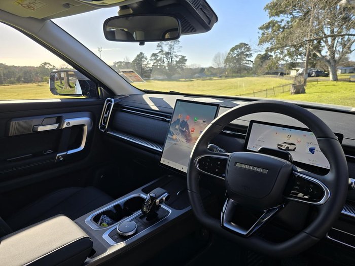 2025 Jaecoo J7 Track