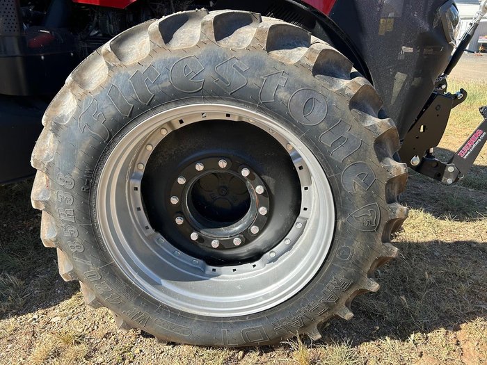 2022 CASE IH Magnum 340 Red