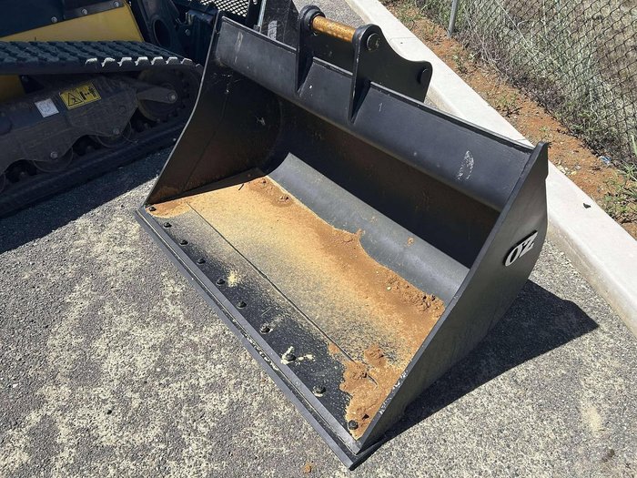 2022 New Holland E60c