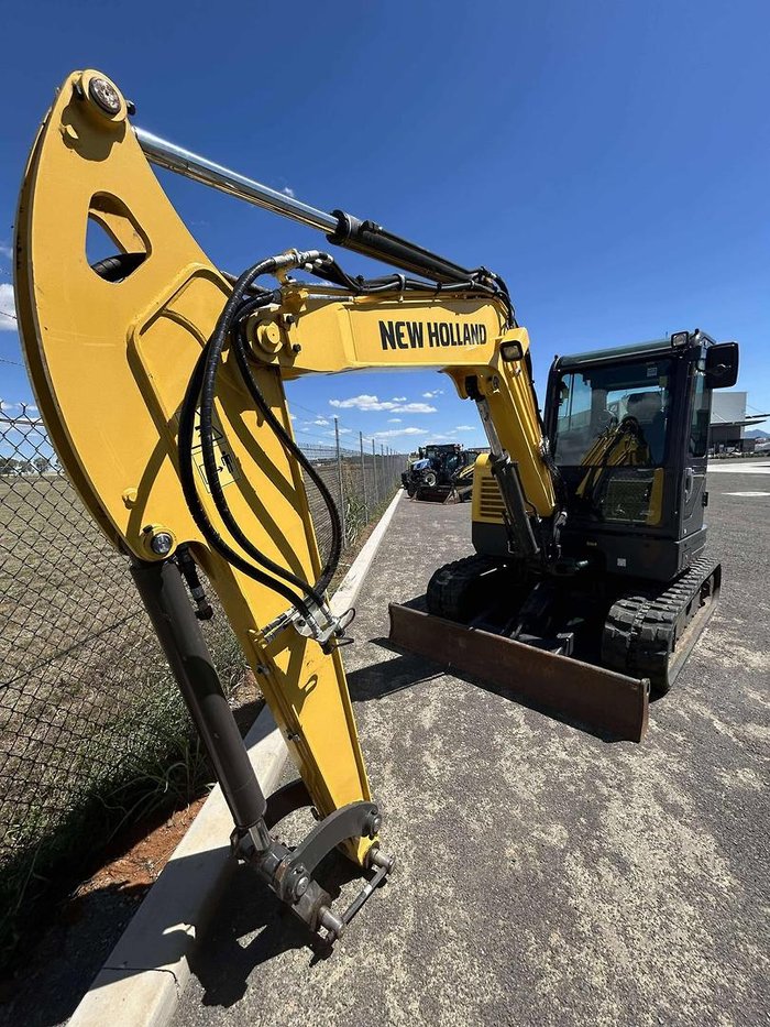 2022 New Holland E60c