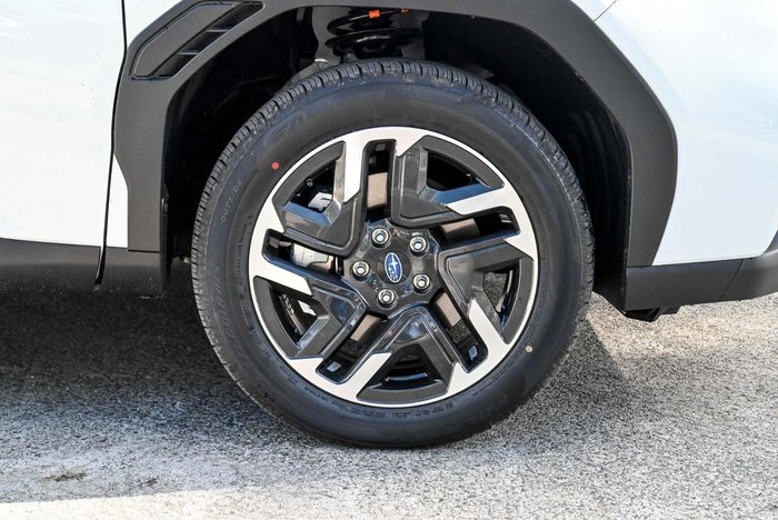 2025 Subaru Forester Hybrid S6 MY26 AWD Crystal White