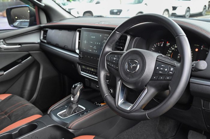 2025 Mazda BT-50 SP