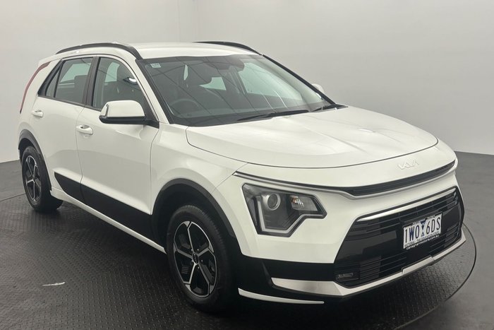 2022 Kia Niro Hybrid S