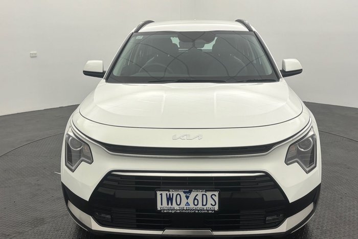 2022 Kia Niro Hybrid S