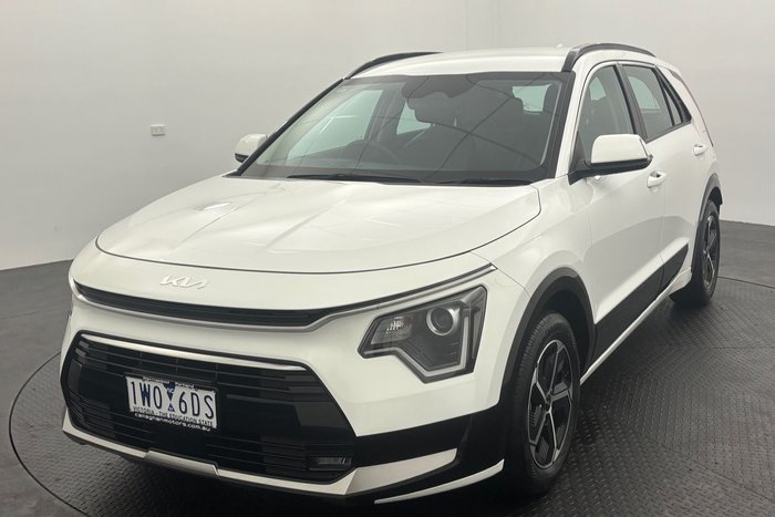 2022 Kia Niro Hybrid S