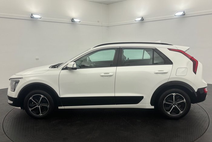 2022 Kia Niro Hybrid S