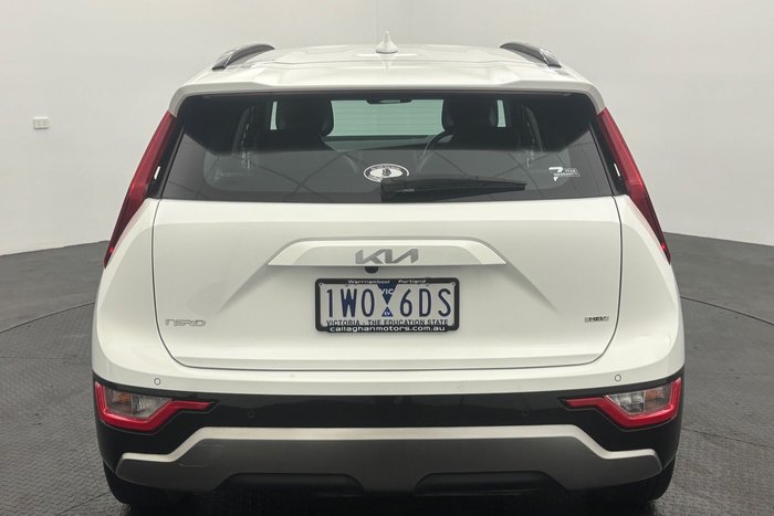 2022 Kia Niro Hybrid S