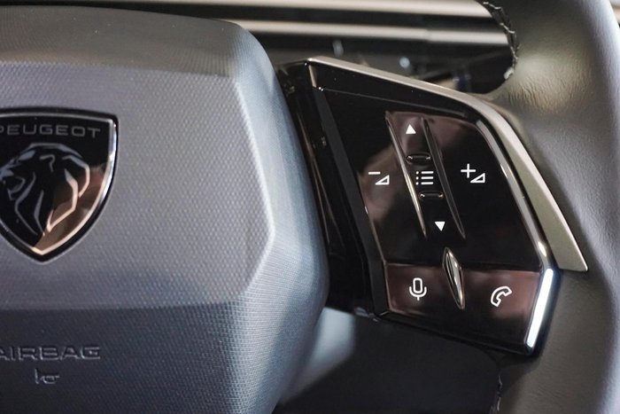 2025 Peugeot 3008 Allure Hybrid