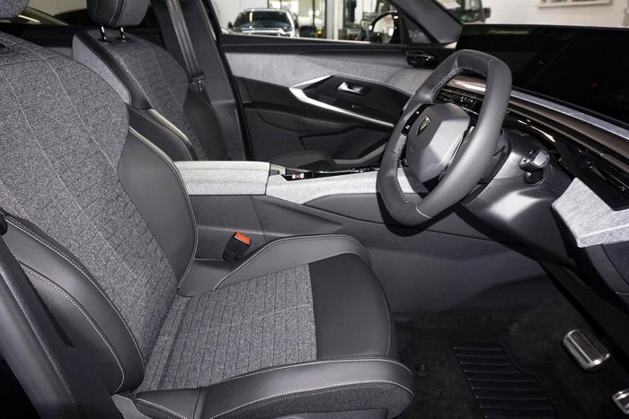 2025 Peugeot 3008 Allure Hybrid