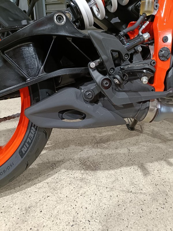 2025 KTM 390 DUKE ORANGE