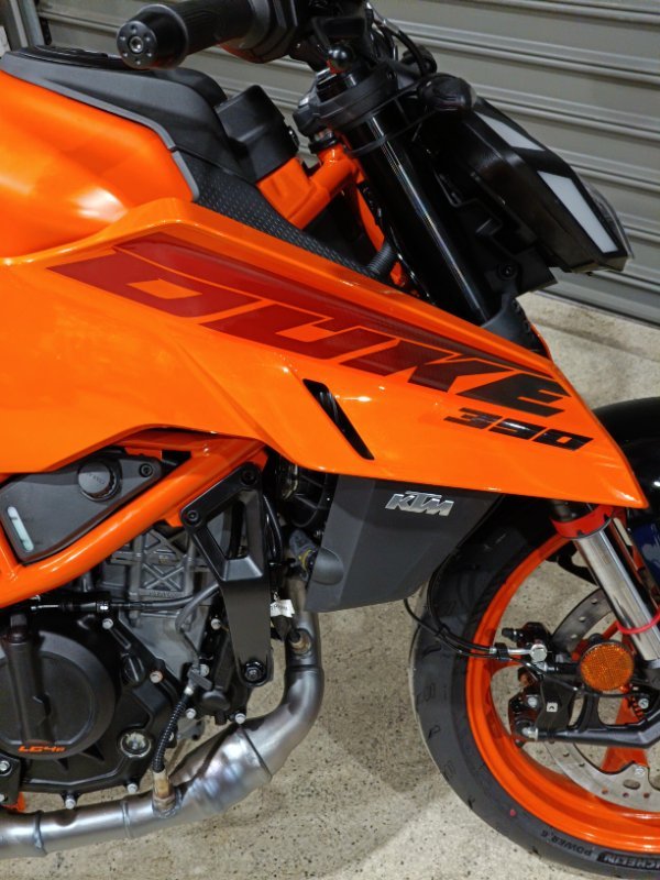 2025 KTM 390 DUKE ORANGE