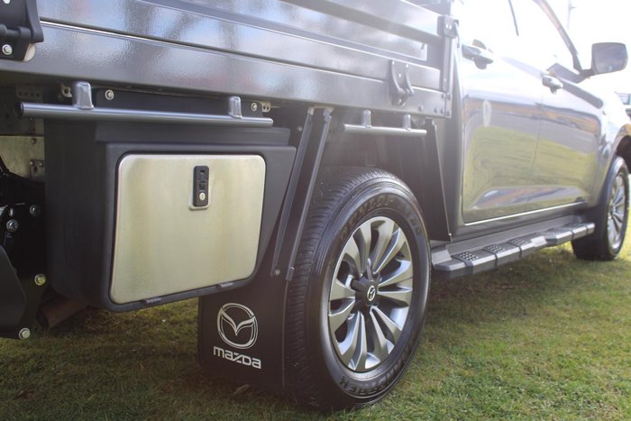 2024 Mazda BT-50 XT