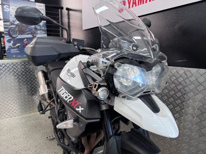 2016 Triumph TIGER 800 XRX WHITE
