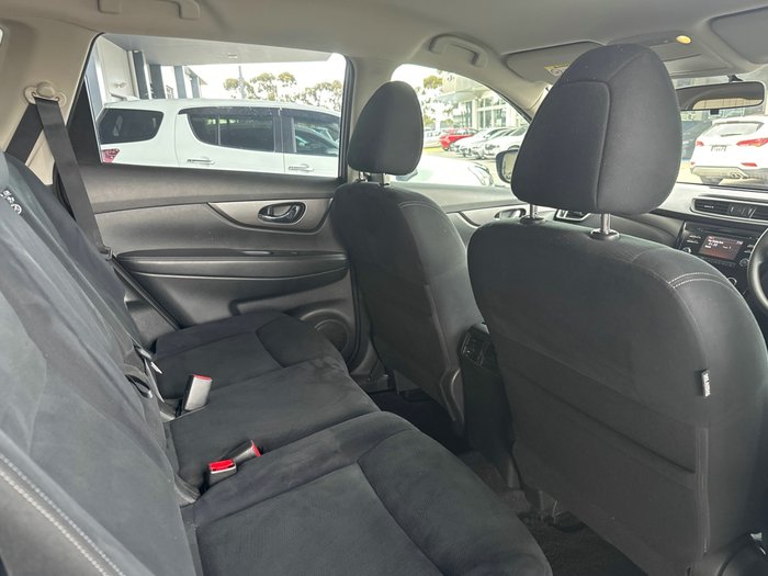2016 Nissan X-TRAIL ST