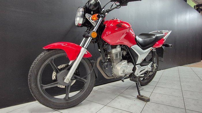 2021 Honda CB125E Red
