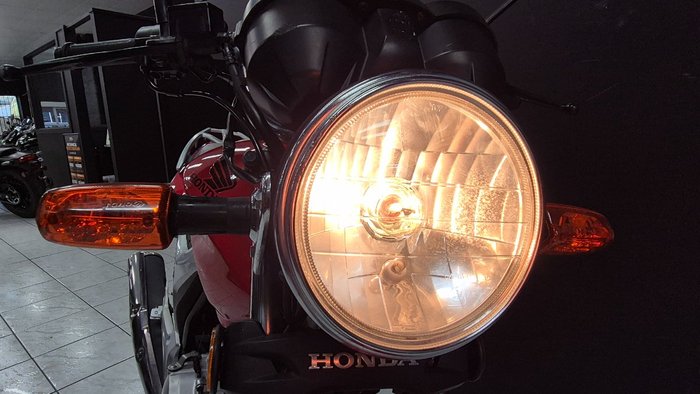 2021 Honda CB125E Red