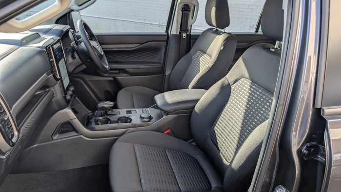 2024 Ford Everest Ambiente