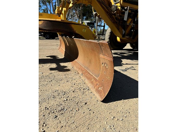 2003 Caterpillar 12H