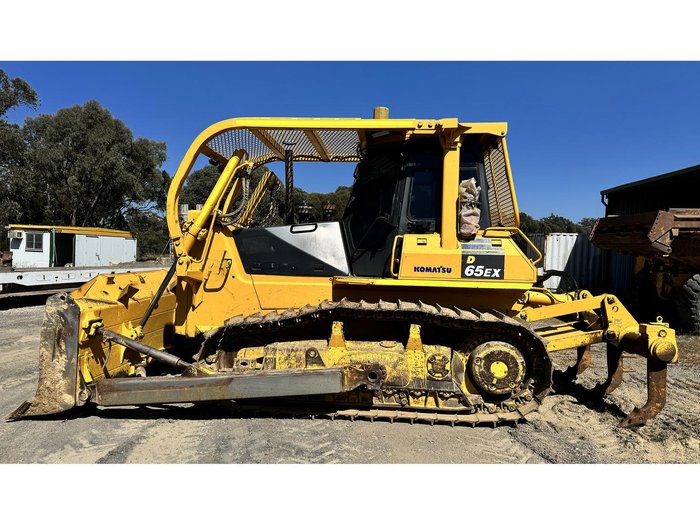  KOMATSU D65ex-12 Dozer 