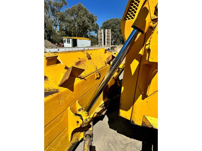 2002 Komatsu D65ex-12