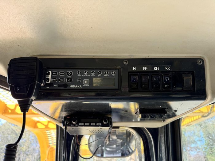 2002 Komatsu D65ex-12