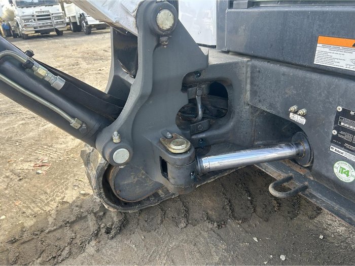 2014 Bobcat E50