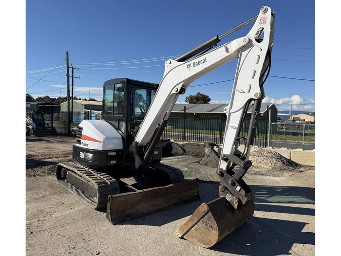 2014 Bobcat E50