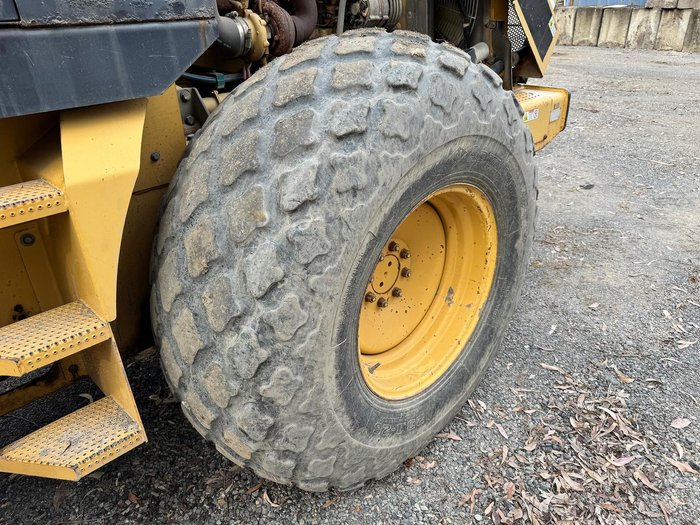 2001 Caterpillar Cs563d