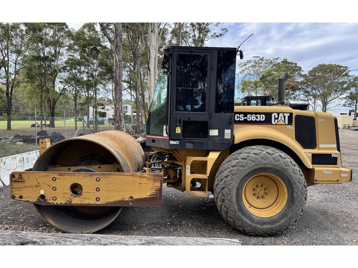 2001 Caterpillar Cs563d