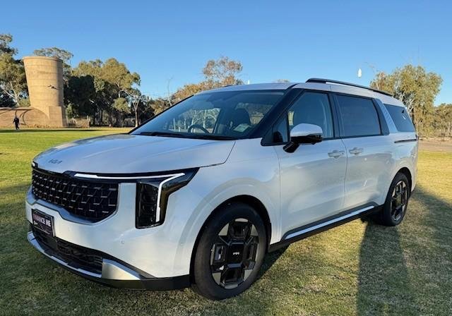 2025 Kia Carnival GT-Line