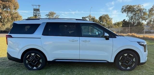 2025 Kia Carnival GT-Line