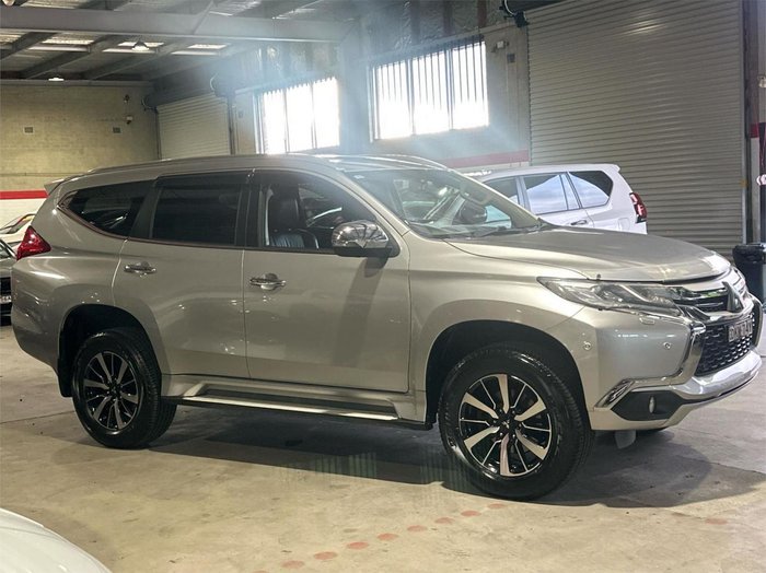 2016 Mitsubishi Pajero Sport Exceed