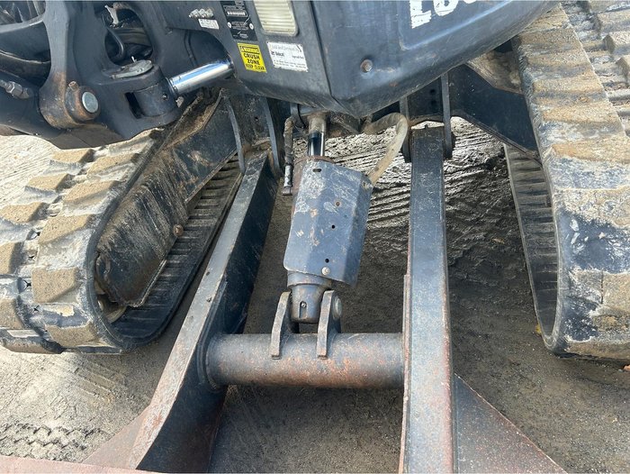 2011 BOBCAT E50 Excavator 