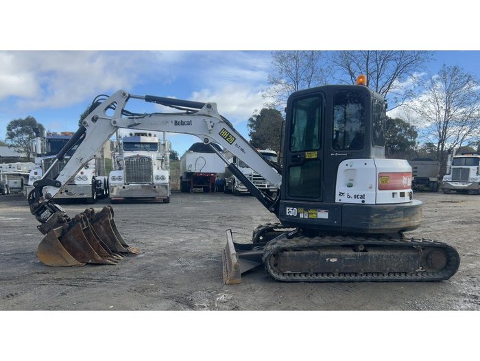 2011 BOBCAT E50 Excavator 
