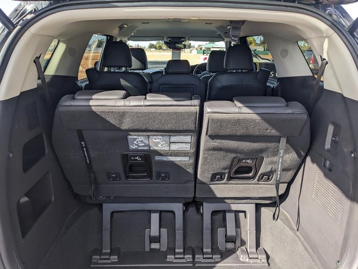 2021 Kia Carnival SLi